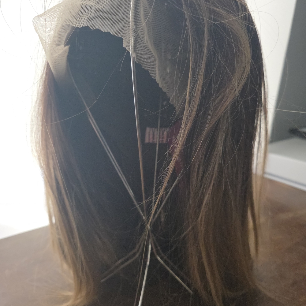 Csc CHELSEY SMITH CROWNS Petite Regina Balayage LACE INTACT Wig - Picture 3 of 8